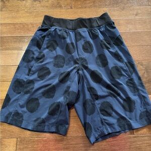 Lululemon Shorts Navy Blue With Dots Linerless 3 Pockets Men’s Size S